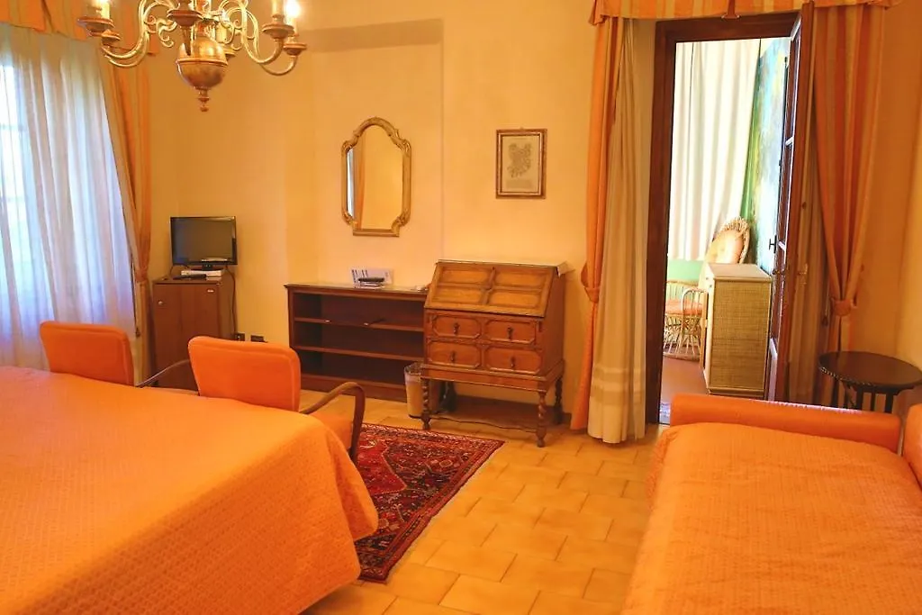 Hotel Villa Le Rondini-1